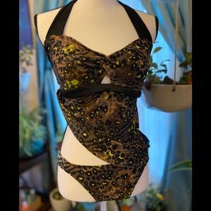 Stunning animal print Two piece tankini swimsuit
